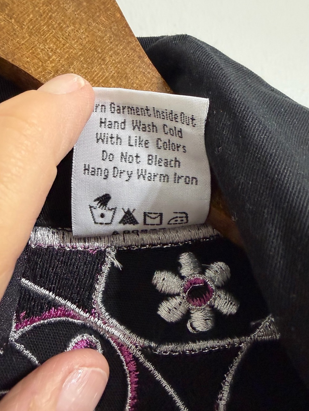 Bob Mackie Wearable Art Black Embroidered Cut Out Zip Jacket Pink White Medium - Picture 6 of 11